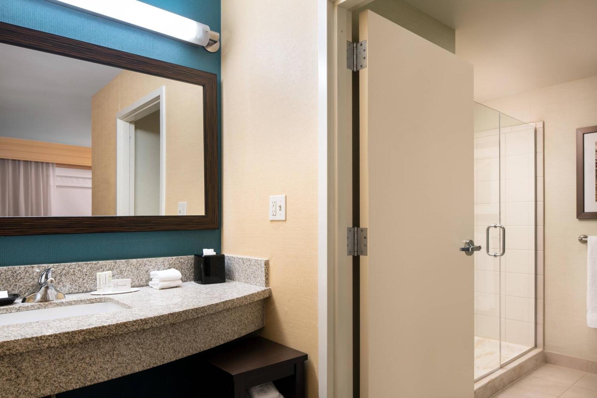 Courtyard By Marriott Glenwood Springs Hotel Exterior photo
